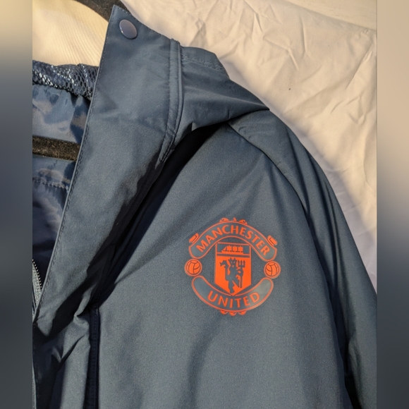 Adidas Manchester United Blue Parka Stadium Jacket 2022-23. Men's XXL. - Picture 4 of 7